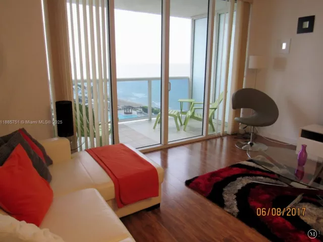 1-bedroom condo for rent in Hallandale Beach - 1830 S Ocean Dr 1509 - MondialRealty