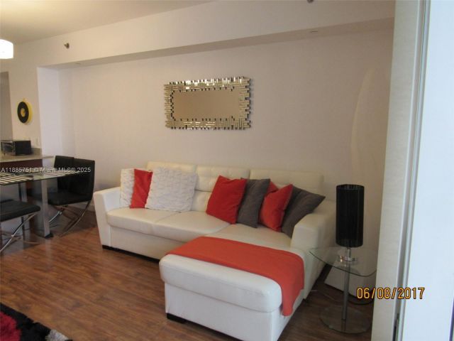 Apartment for rent  Unit #1509 - photo 6582584