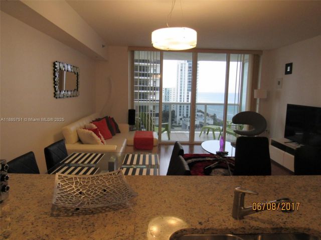 Apartment for rent  Unit #1509 - photo 6582591