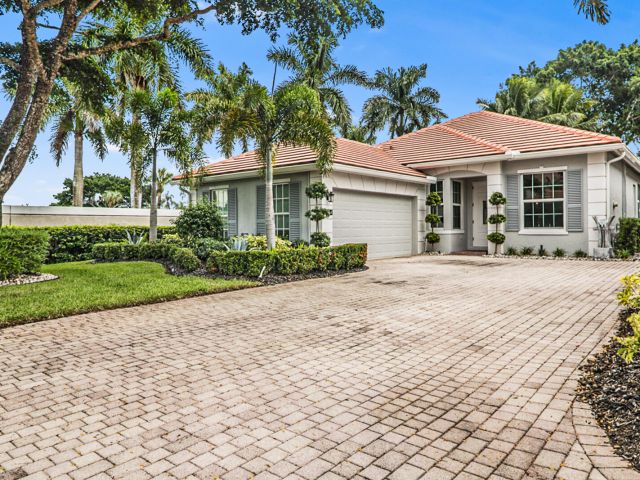 Home for sale at 8384 Heritage Club Drive - photo 6761120