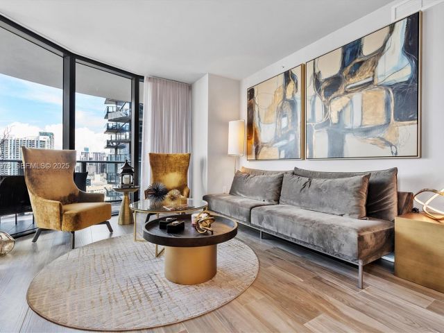 Apartment for sale  Unit #2509 - photo 6584894