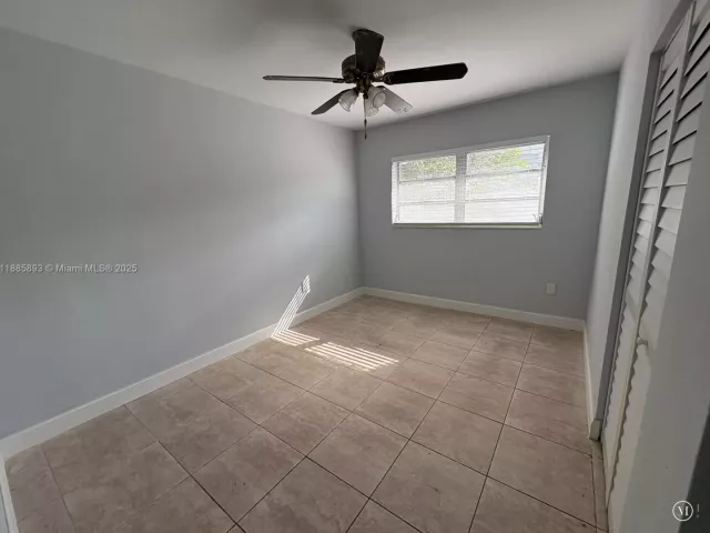 4-bedroom home for sale in Miami Gardens - 165 NW 192nd St - MondialRealty
