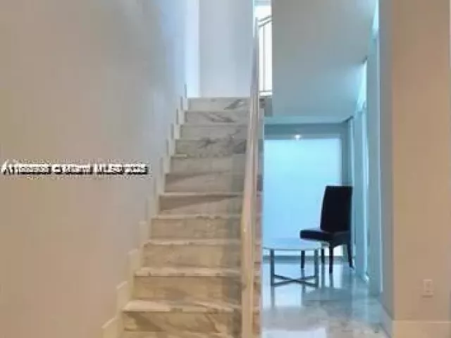 2-bedroom condo for sale in Sunny Isles Beach - 400 Sunny Isles Blvd 103 - MondialRealty