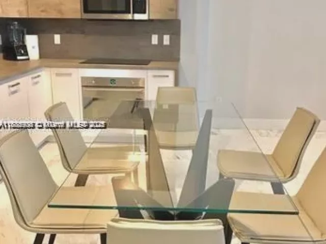 2-bedroom condo for sale in Sunny Isles Beach - 400 Sunny Isles Blvd 103 - MondialRealty