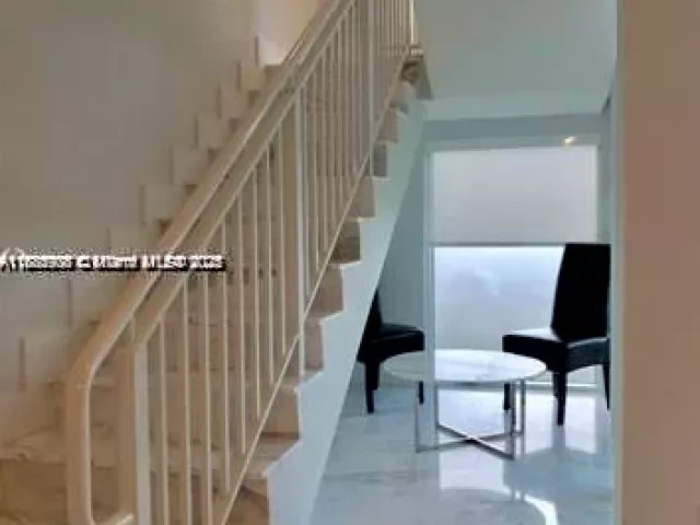 2-bedroom condo for sale in Sunny Isles Beach - 400 Sunny Isles Blvd 103 - MondialRealty