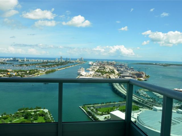 Apartment for sale  Unit #5104 - photo 6646666