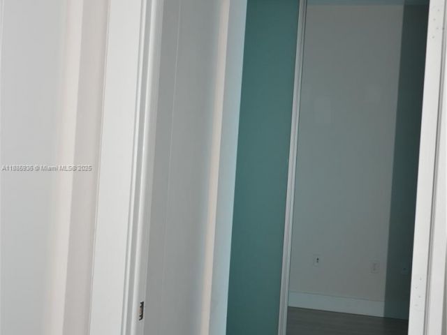 Apartment for sale  Unit #5104 - photo 6646669