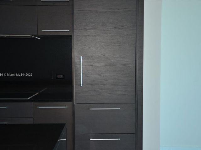 Apartment for sale  Unit #5104 - photo 6646673