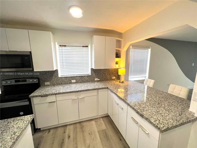 Home for sale at 140 NW 124th St - photo 7495030