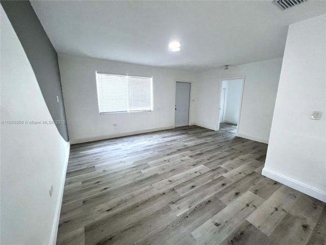 Home for rent at 140 NW 124th St 0 - photo 7494788