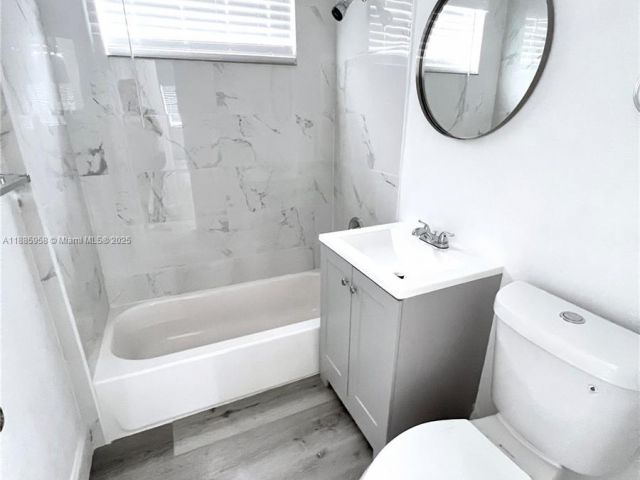 Home for rent at 140 NW 124th St 0 - photo 7494797