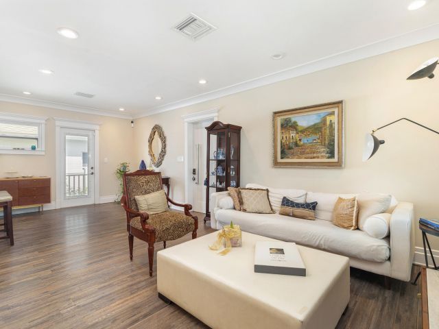 Home for sale at 3614 Poinsettia Avenue - photo 6592025