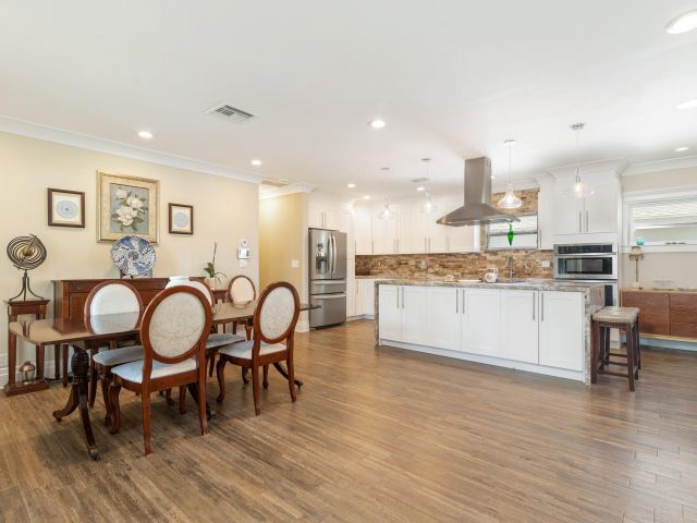 Home for sale at 3614 Poinsettia Avenue - photo 6592028