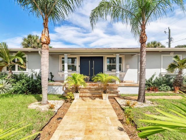 Home for sale at 3614 Poinsettia Avenue - photo 6592037