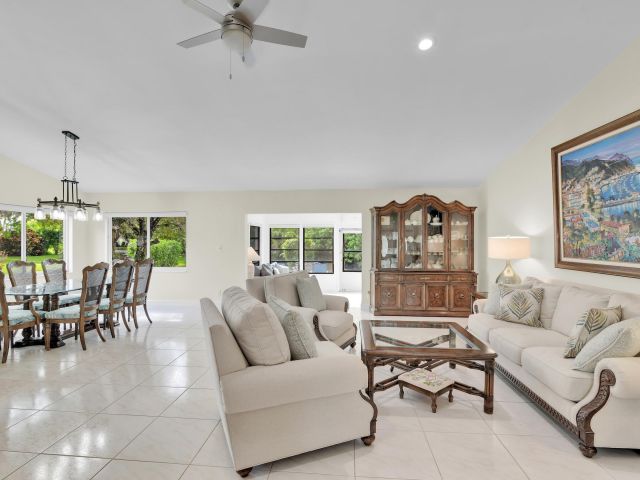 Home for sale at 7962 Cloverfield Circle - photo 6643478