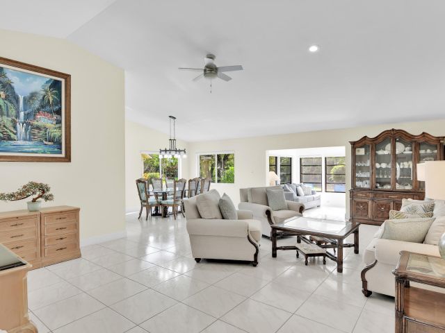 Home for sale at 7962 Cloverfield Circle - photo 6643480