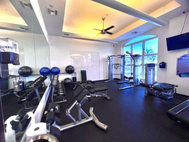 Apartment for rent  Unit #PH6 - photo 6610363