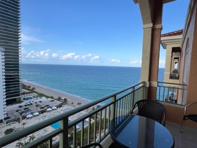 Apartment for rent  Unit #PH6 - photo 6610367