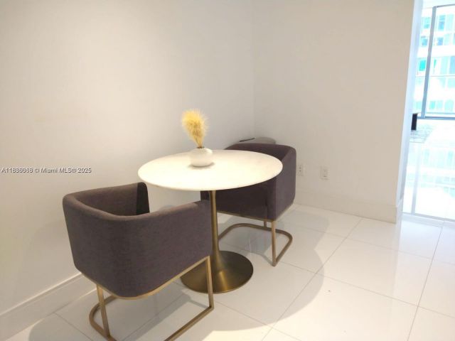 Apartment for rent  Unit #2208 - photo 6587247