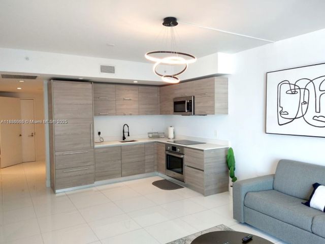 Apartment for rent  Unit #2208 - photo 6587254