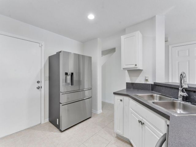 Home for rent at 16129 Sierra Palms Drive - photo 6629415