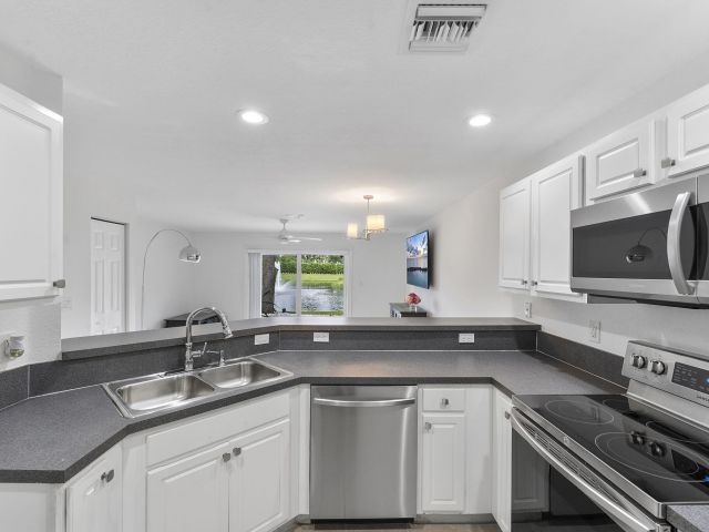 Home for rent at 16129 Sierra Palms Drive - photo 6629416