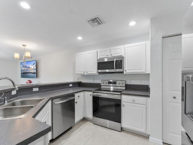 Home for rent at 16129 Sierra Palms Drive - photo 6629417