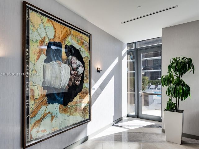 Apartment for sale  Unit #4205 - photo 6587108