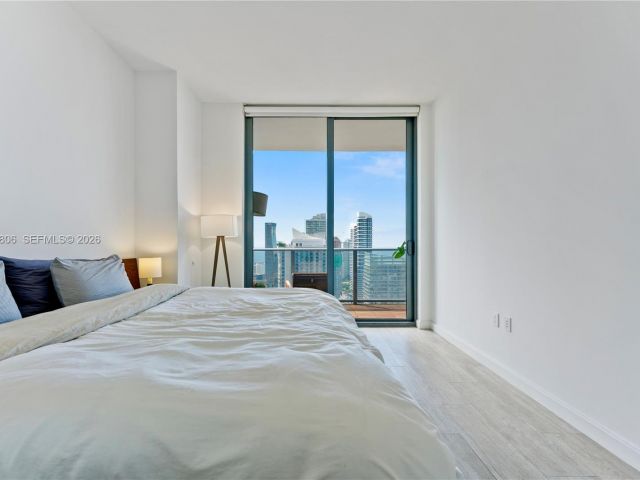 Apartment for sale  Unit #4205 - photo 6587111