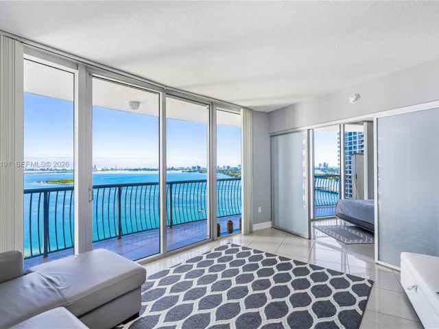 1-bedroom condo for rent in Miami - 1750 N Bayshore Dr 2301 - MondialRealty