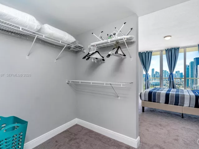 1-bedroom condo for rent in Miami - 1750 N Bayshore Dr 3410 - MondialRealty