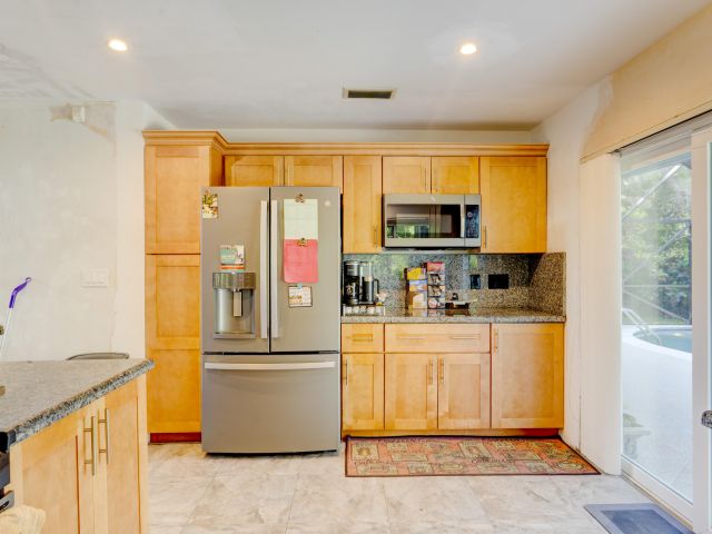 Home for sale at 634 W Lakewoode Circle - photo 6603318