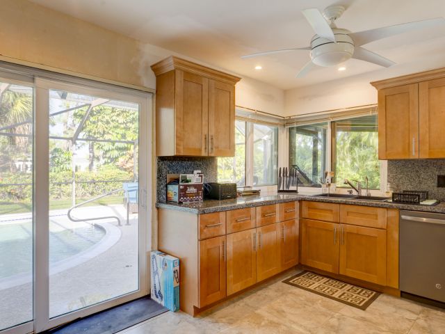 Home for sale at 634 W Lakewoode Circle - photo 6603321