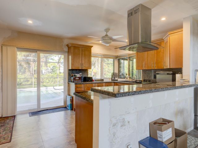 Home for sale at 634 W Lakewoode Circle - photo 6603322