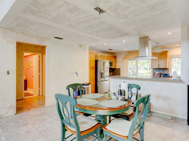 Home for sale at 634 W Lakewoode Circle - photo 6603324