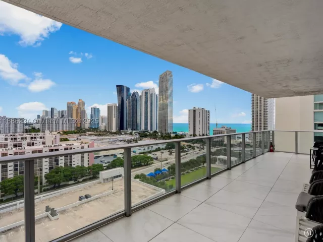 3-bedroom condo for sale in Sunny Isles Beach - 300 Sunny Isles Blvd 4-1601 - MondialRealty