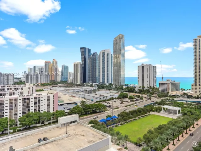 3-bedroom condo for sale in Sunny Isles Beach - 300 Sunny Isles Blvd 4-1601 - MondialRealty