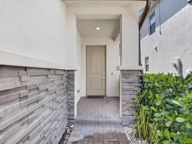 Home for rent at 4320 Buttonwood Drive - photo 6594785