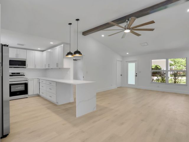 Home for sale at 5456 Sunrise Boulevard - photo 6627377