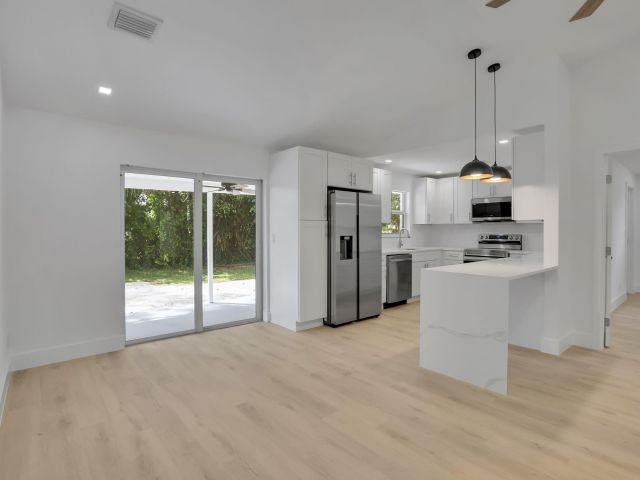 Home for sale at 5456 Sunrise Boulevard - photo 6627378