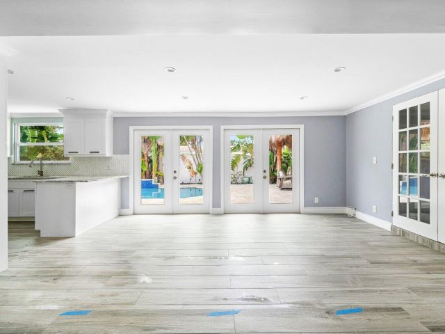 Home for rent at 1301 SE 14 Drive - photo 6590616