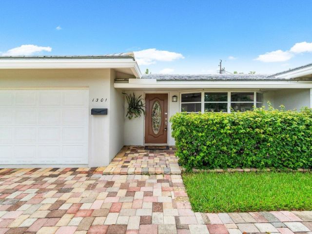 Home for rent at 1301 SE 14 Drive - photo 6590623