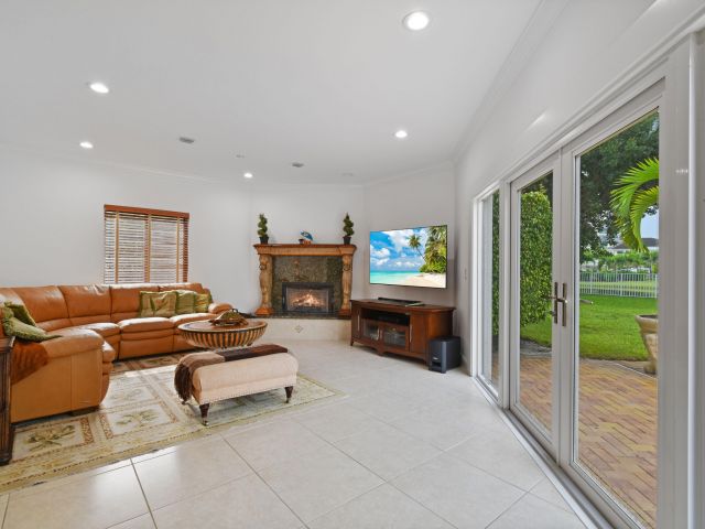 Home for sale at 2801 Embassy Drive - photo 6601655