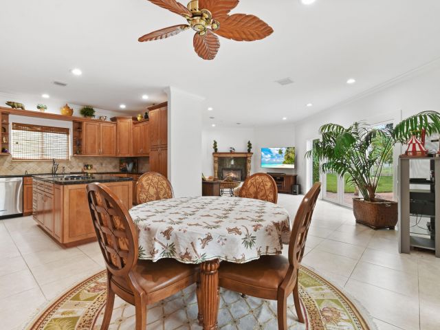 Home for sale at 2801 Embassy Drive - photo 6601656