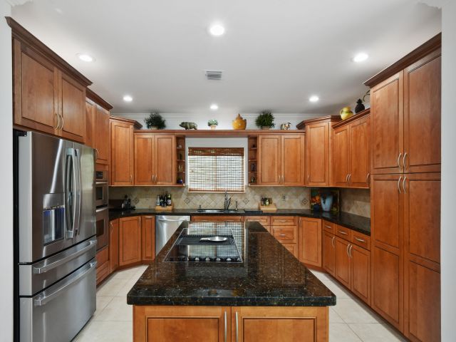 Home for sale at 2801 Embassy Drive - photo 6601657