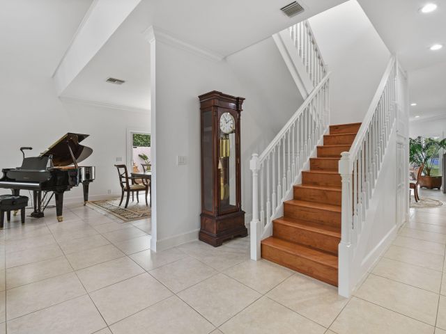 Home for sale at 2801 Embassy Drive - photo 6601664