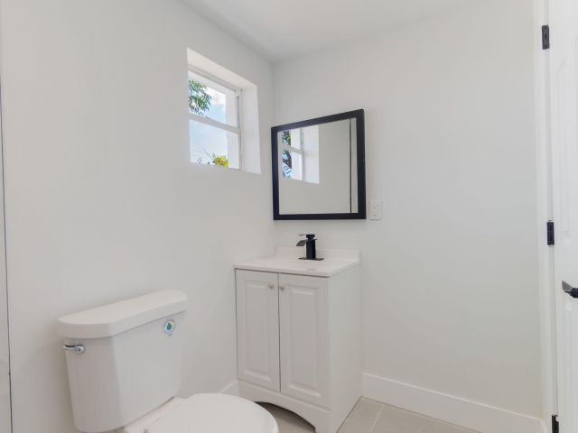 Home for rent at 1108 W 33rd Street - photo 6590690