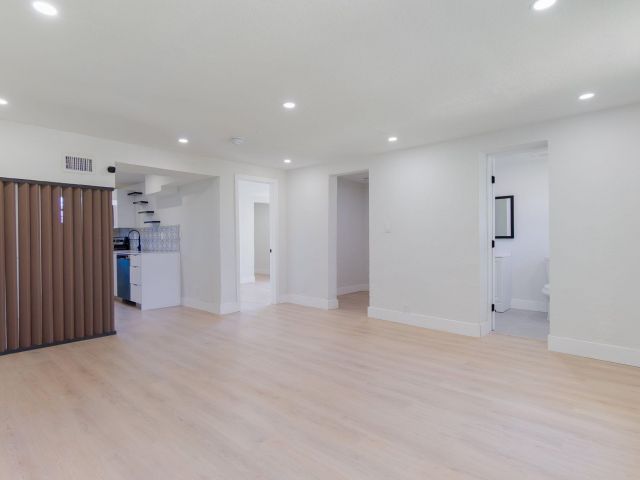 Home for rent at 1108 W 33rd Street - photo 6590695