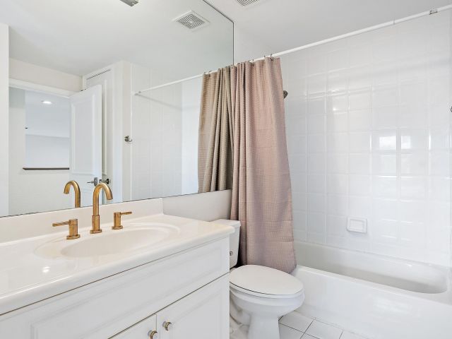 Home for rent at 8405 Legend Club Drive - photo 6596625