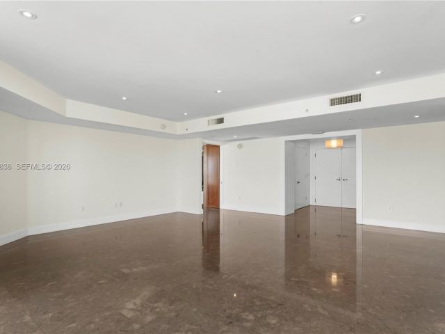 Apartment for sale  Unit #5301 - photo 6591759